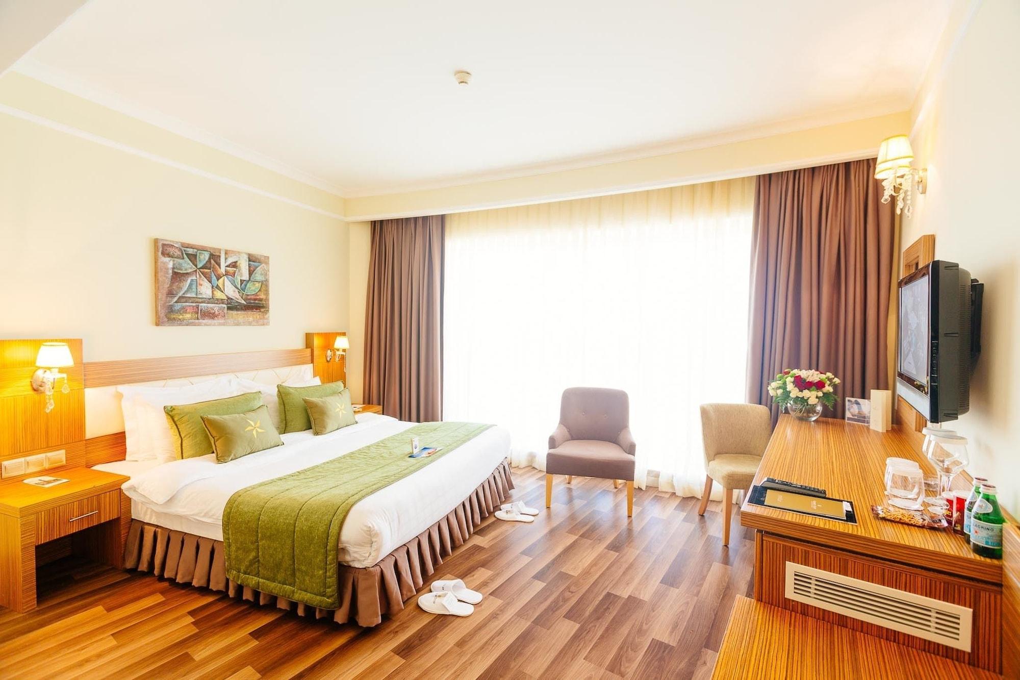 Grand Pasha Luxury Central Nicosia Hotel & Casino Kültér fotó